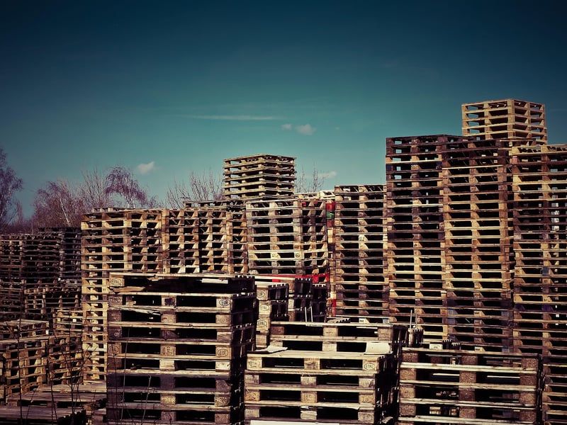 Les projets de bricolage faciles avec des palettes en bois à essayer en 2026